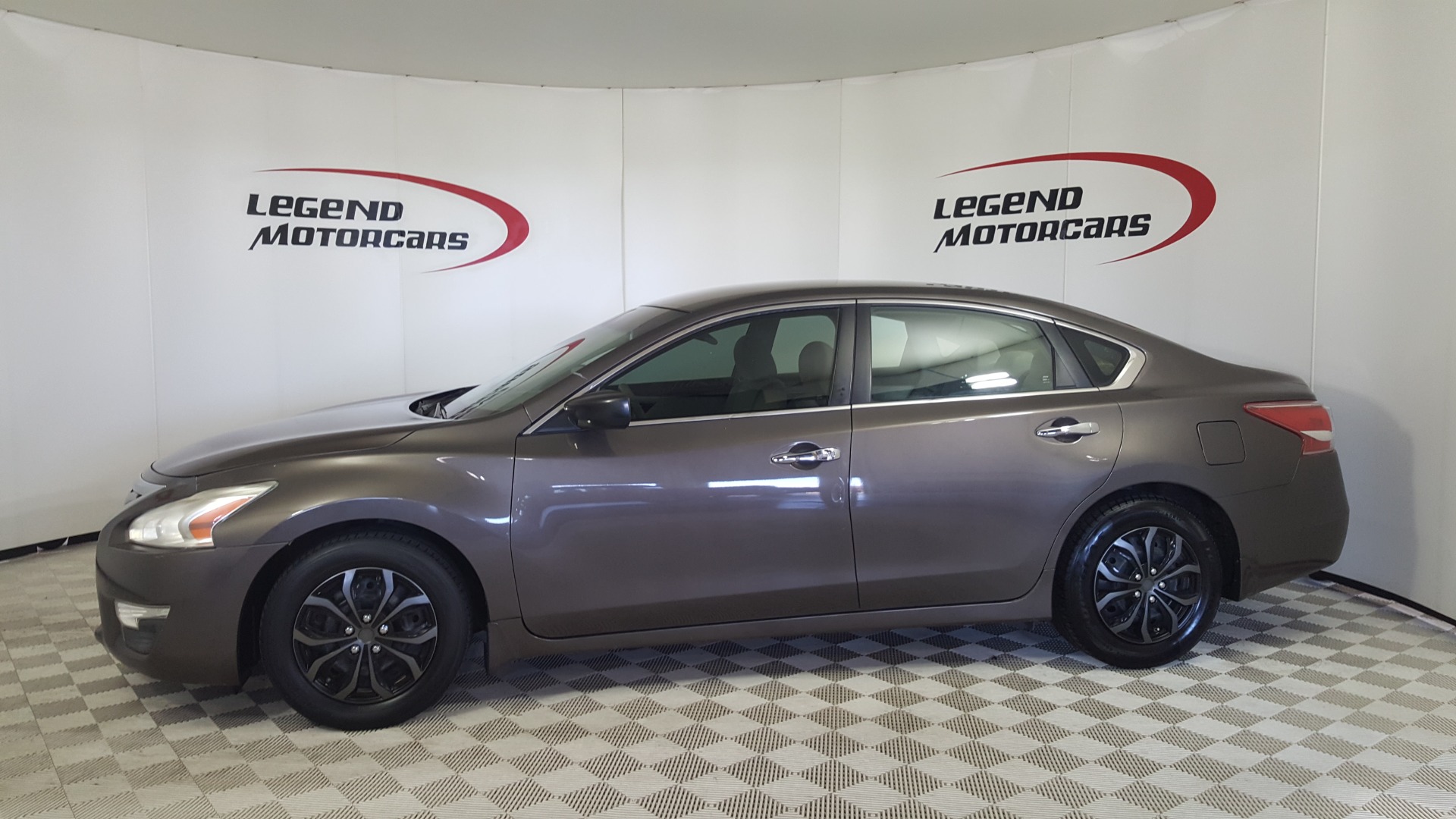 nissan altima sedan 2013 1N4AL3AP8DC169105 image nissan altima sedan 2013 1N4AL3AP8DC169105 image